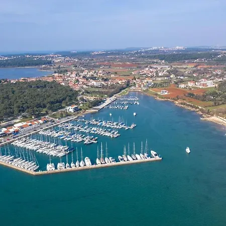 Villa Scala Pomer-sea View *