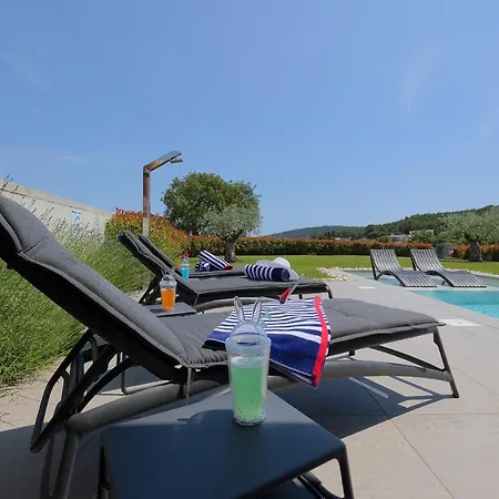 Villa Scala Pomer-sea View