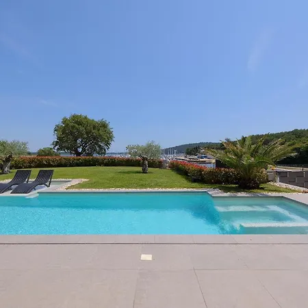Scala Pomer-sea View Villa *