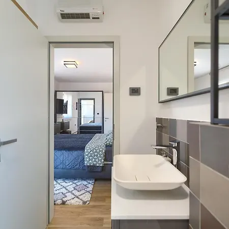 Villa Scala Pomer-medulin Sea View