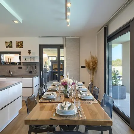 Scala Pomer-medulin Sea View Вилла Помер