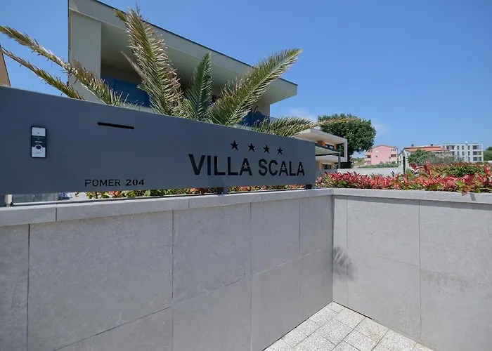 Villa Scala Pomer-medulin Sea View *