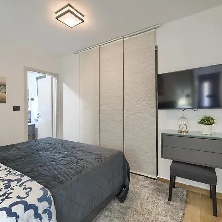 Villa Scala Pomer-medulin Sea View